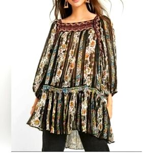 Free People Flowy Black Floral Boho Top Size Small